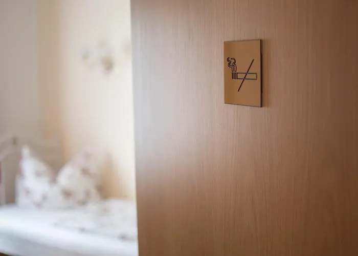 Regina - Inh. Monique Kluge Gasthuis Gotha