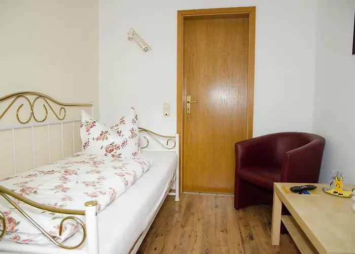 Regina - Inh. Monique Kluge 3* Gotha